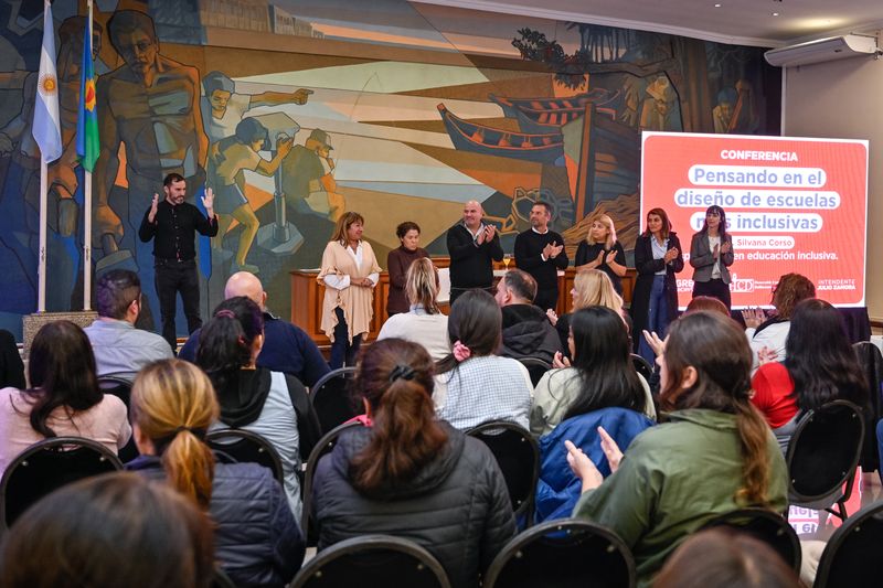 HCD de Tigre albergó jornada de reflexión y debate “Pensando en el diseño de escuelas más inclusivas”