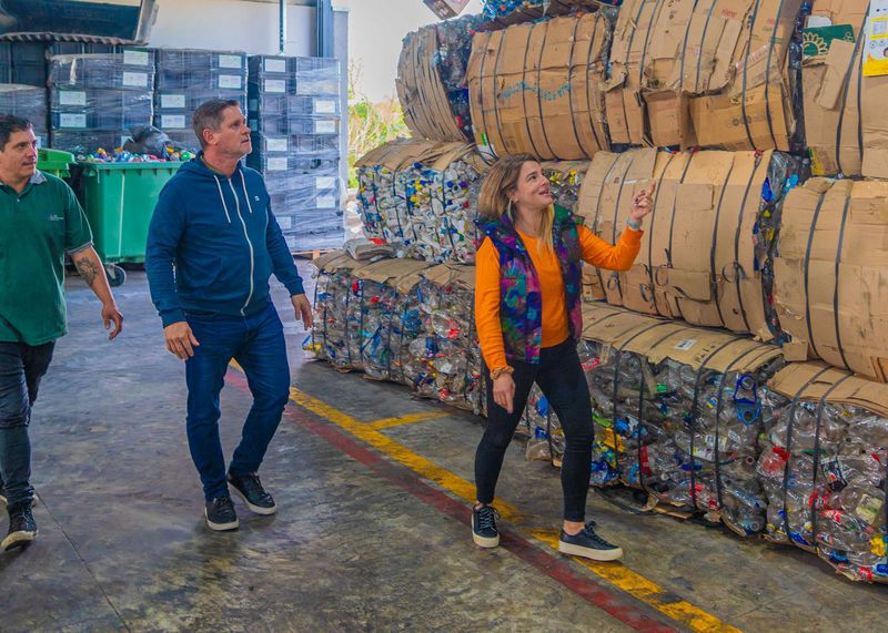 San Fernando sigue aumentando el reciclaje de plásticos para cuidar el medio ambiente