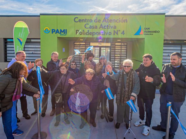 Andreotti inauguró el Centro de Atención “Casa Activa” y las nuevas instalaciones del Polideportivo N°4