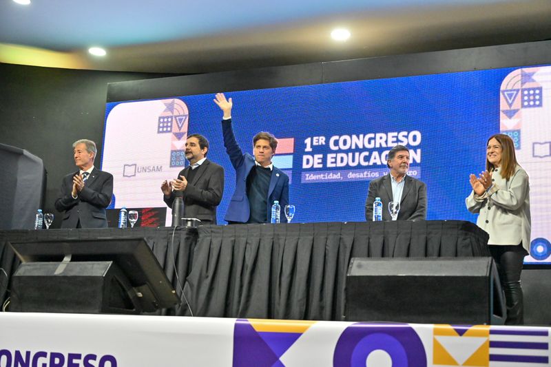 Moreira y Kicillof inauguraron el Primer Congreso de Educación de San Martín