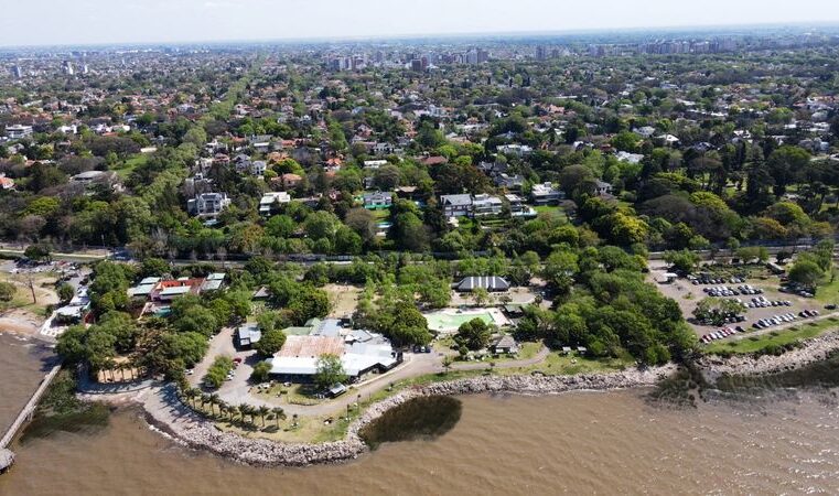 San Isidro consensuó la protección de la costa y el impulso al desarrollo urbano de Boulogne y Villa Adelina