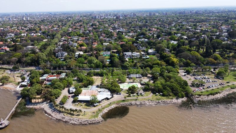 San Isidro consensuó la protección de la costa y el impulso al desarrollo urbano de Boulogne y Villa Adelina